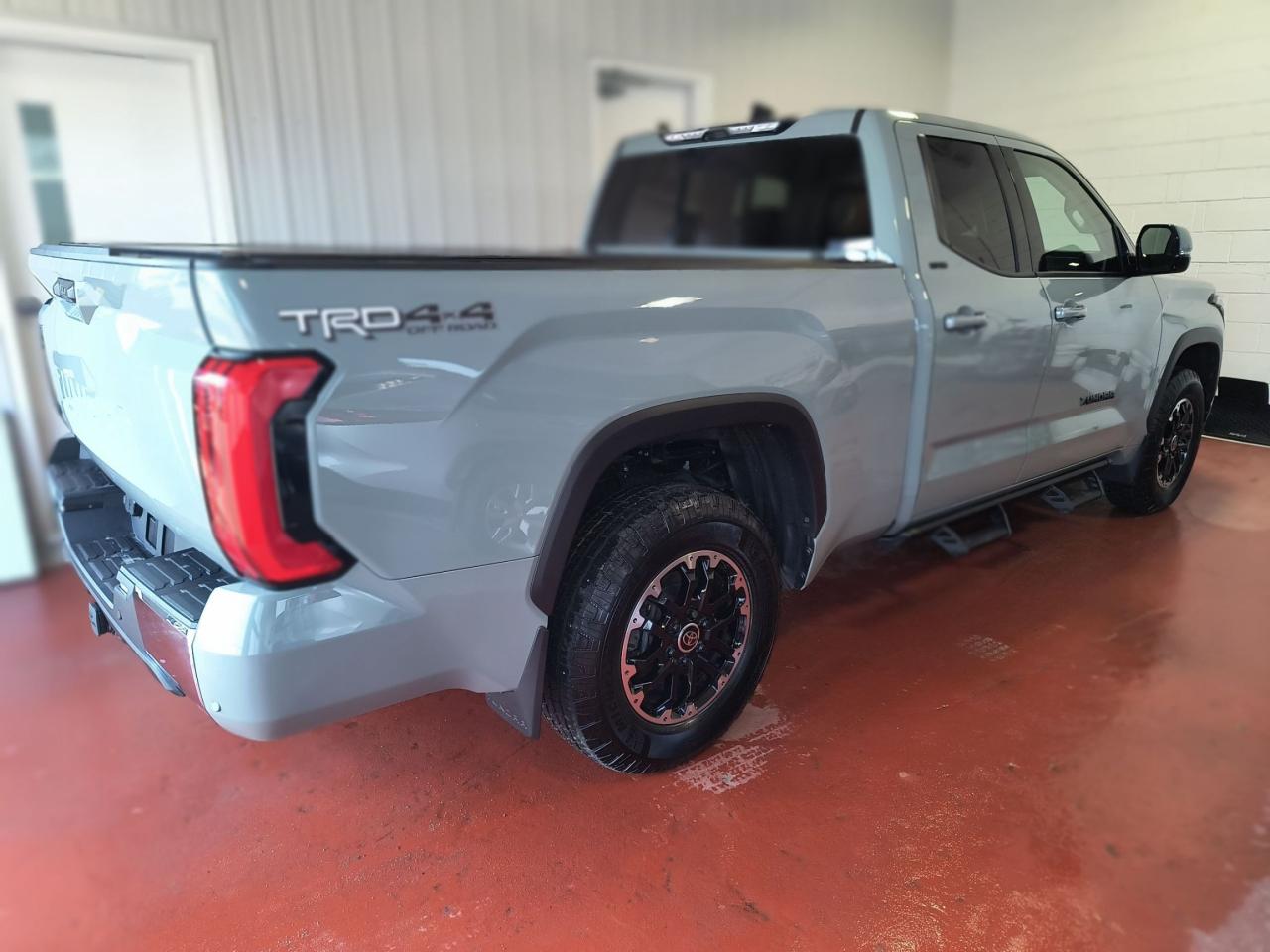 2023 Toyota Tundra SR TRD OFF ROAD Photo1
