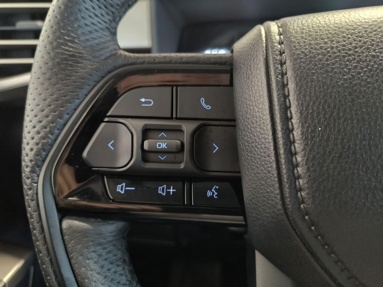 2023 Toyota Tundra SR TRD OFF ROAD Photo
