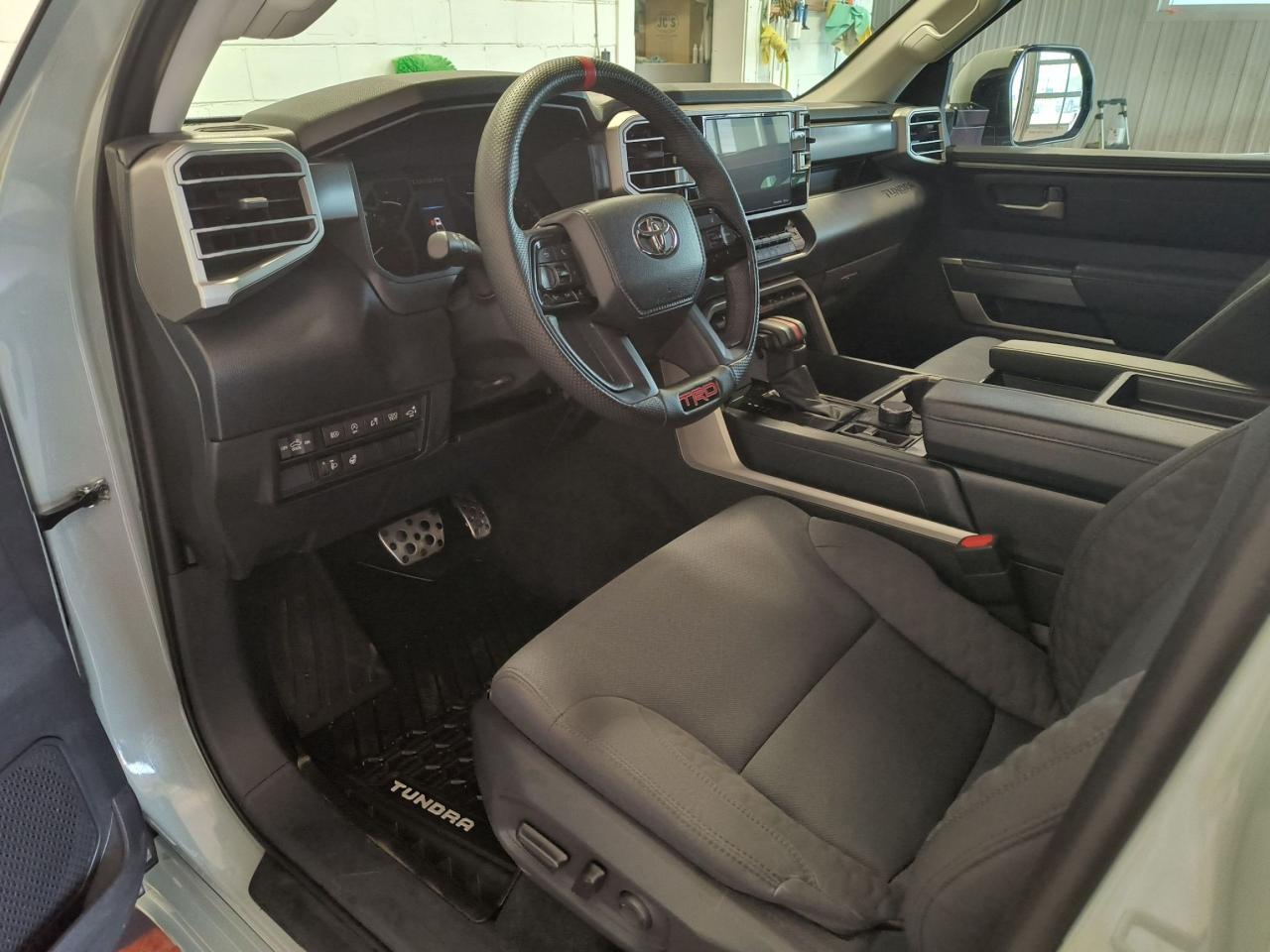 2023 Toyota Tundra SR TRD OFF ROAD Photo