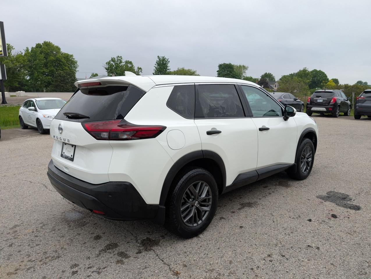 2021 Nissan Rogue S Photo3