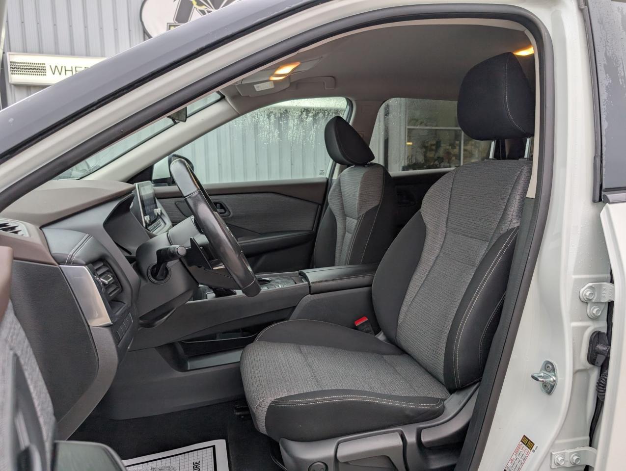 2021 Nissan Rogue S Photo