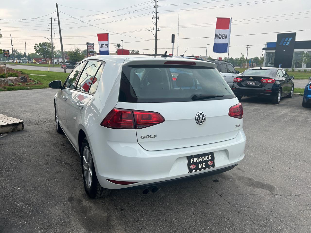 2017 Volkswagen Golf TRENDLINE - Photo #3