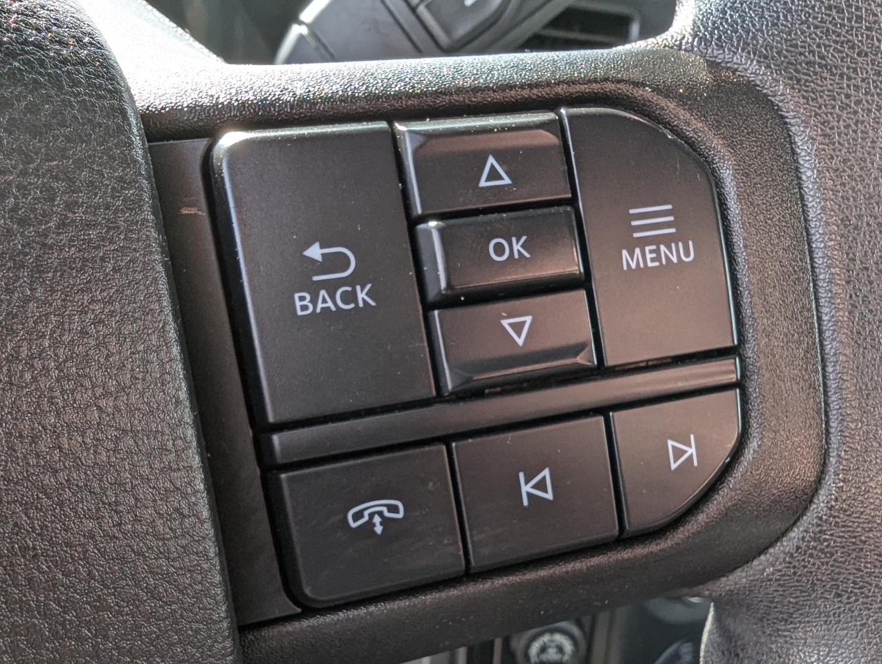 1749306882