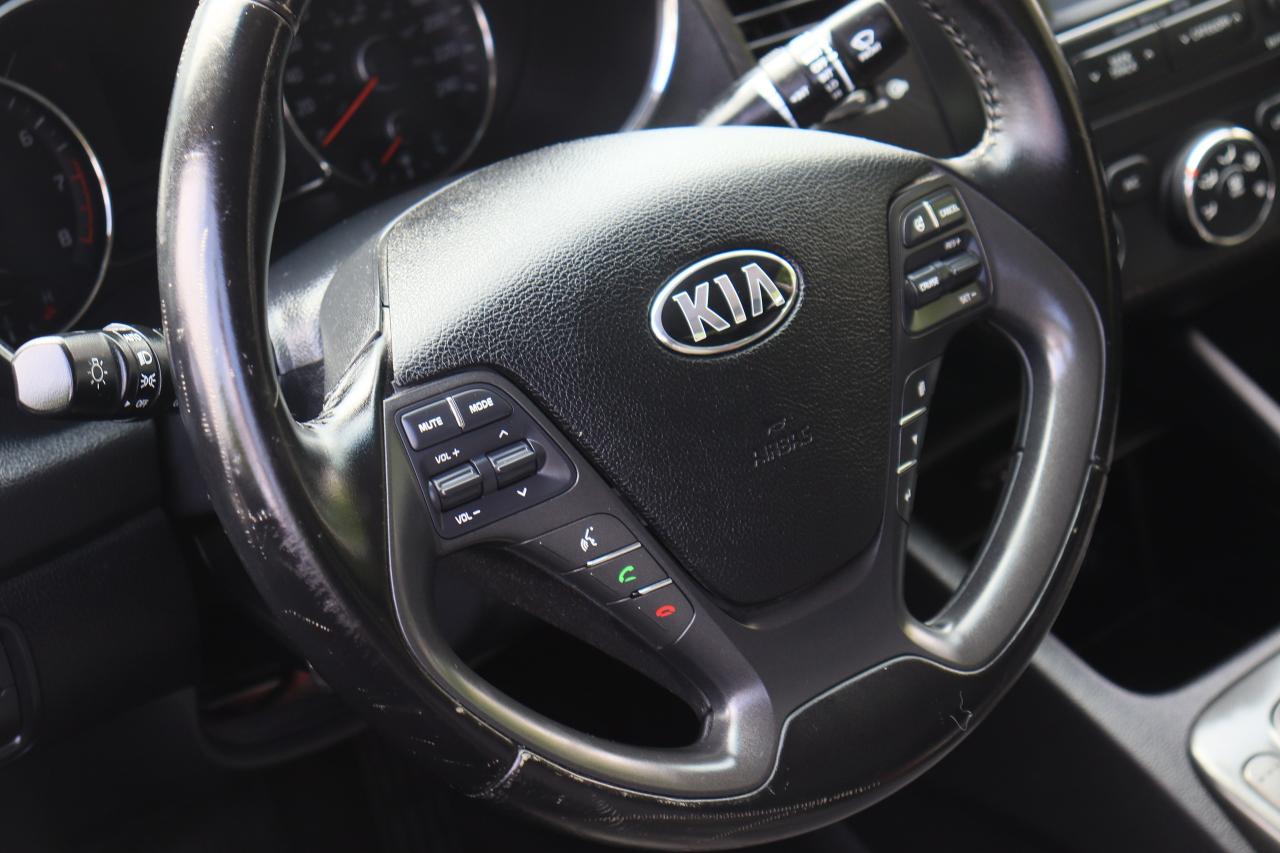 2015 Kia Forte EX | Auto | Reverse Cam | Bluetooth | Cold A/C ++ Photo13