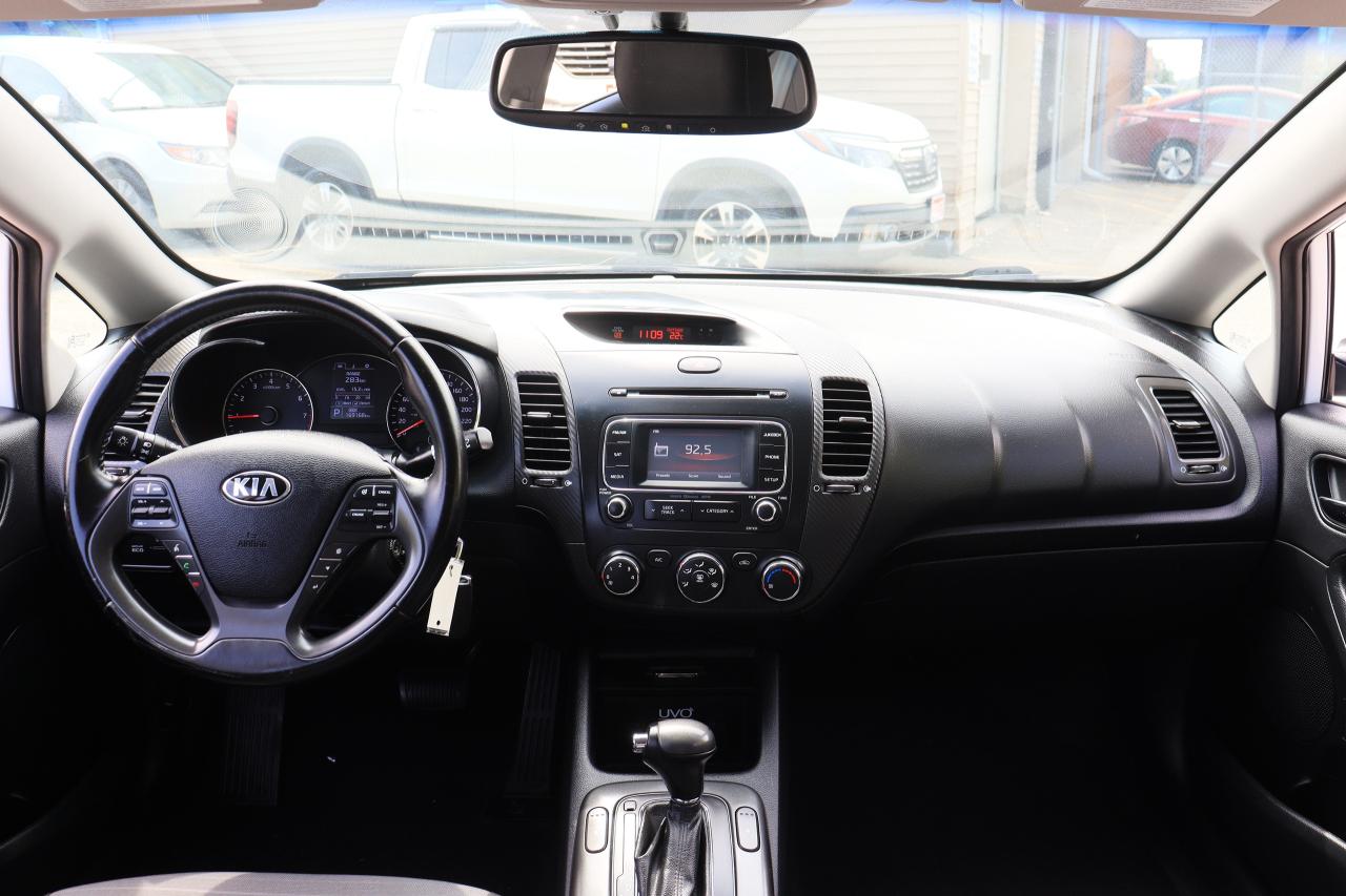 2015 Kia Forte EX | Auto | Reverse Cam | Bluetooth | Cold A/C ++ Photo30
