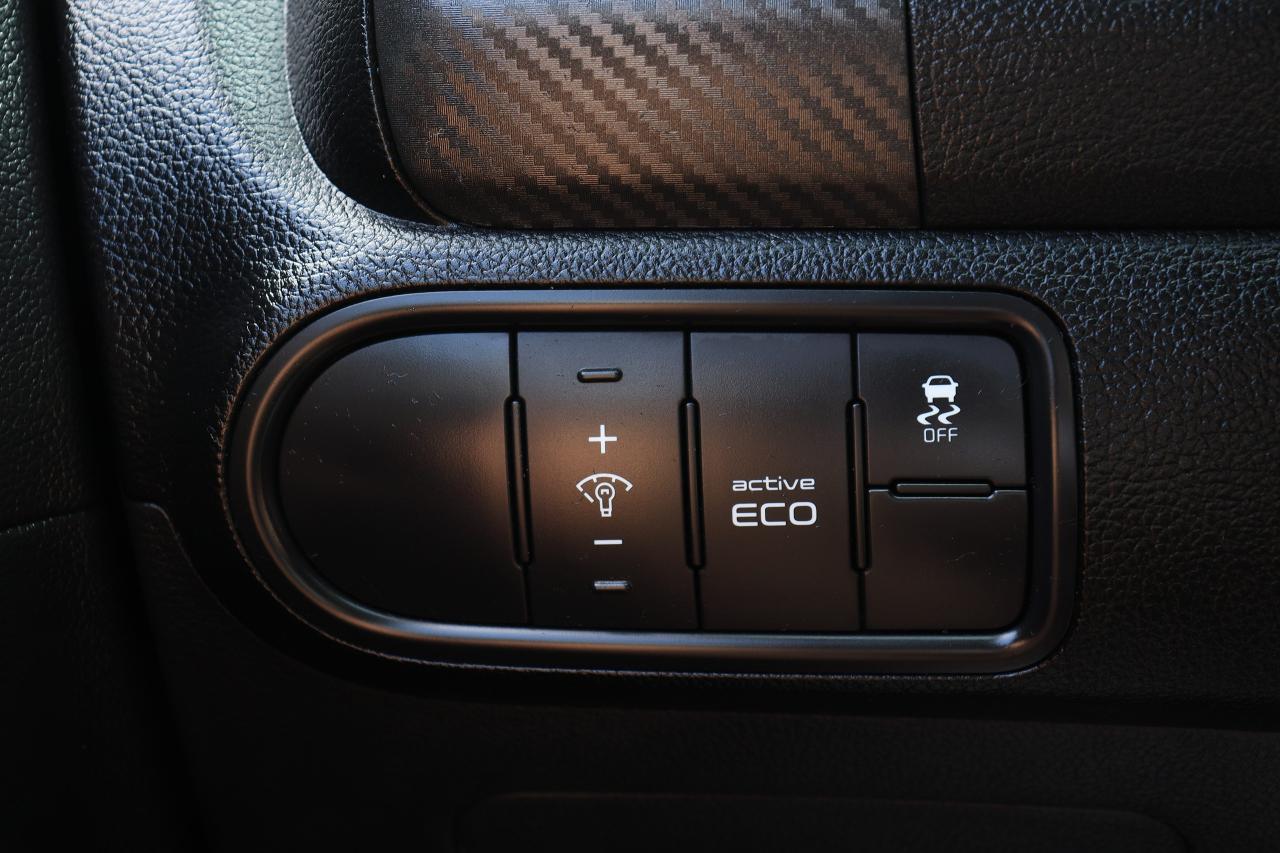 2015 Kia Forte EX | Auto | Reverse Cam | Bluetooth | Cold A/C ++ Photo17