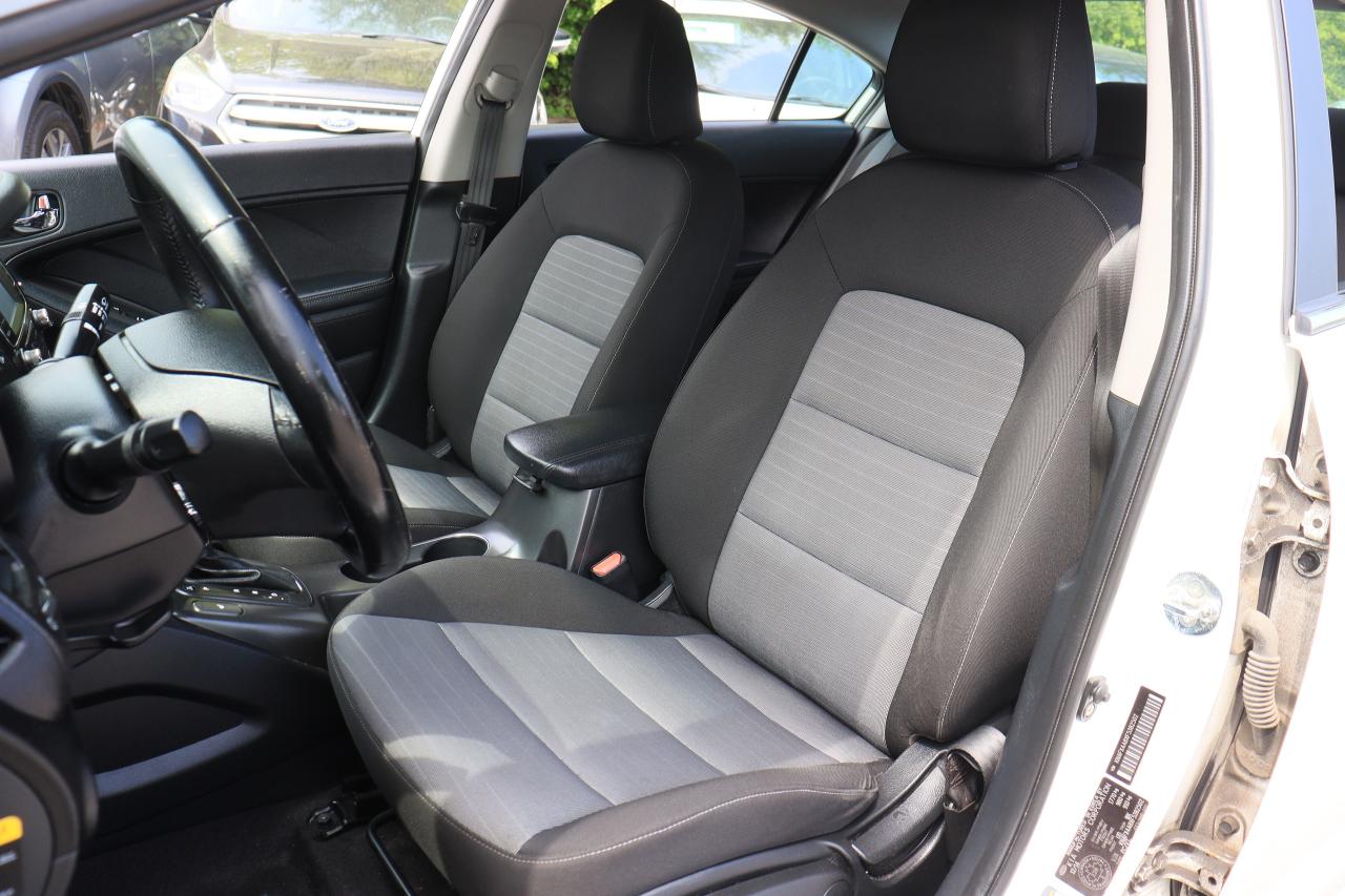 2015 Kia Forte EX | Auto | Reverse Cam | Bluetooth | Cold A/C ++ Photo24