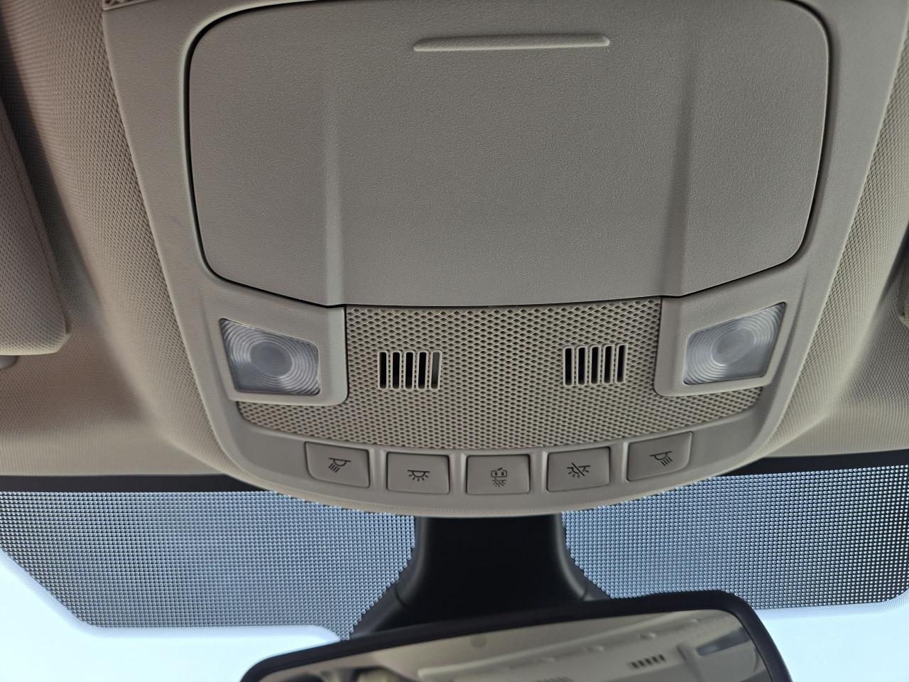 2024 Ford Edge SEL - Photo #17