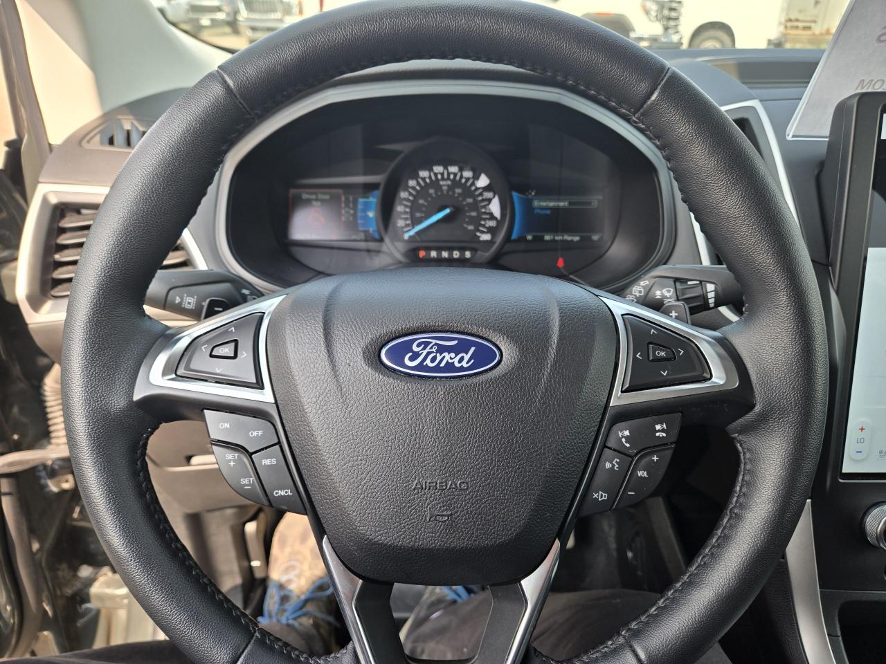2024 Ford Edge SEL - Photo #15