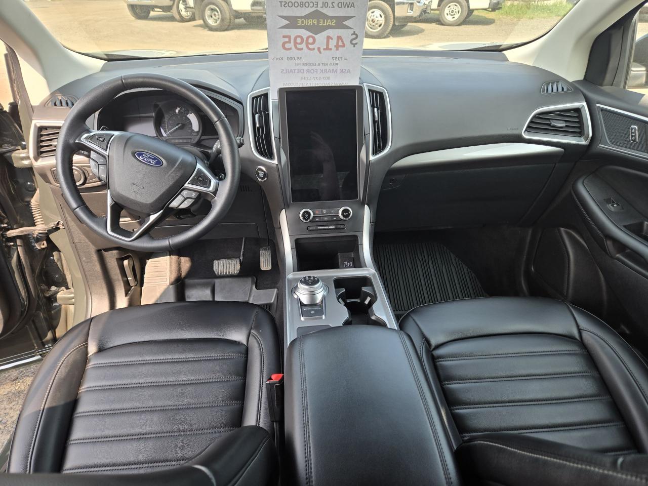 2024 Ford Edge SEL - Photo #11