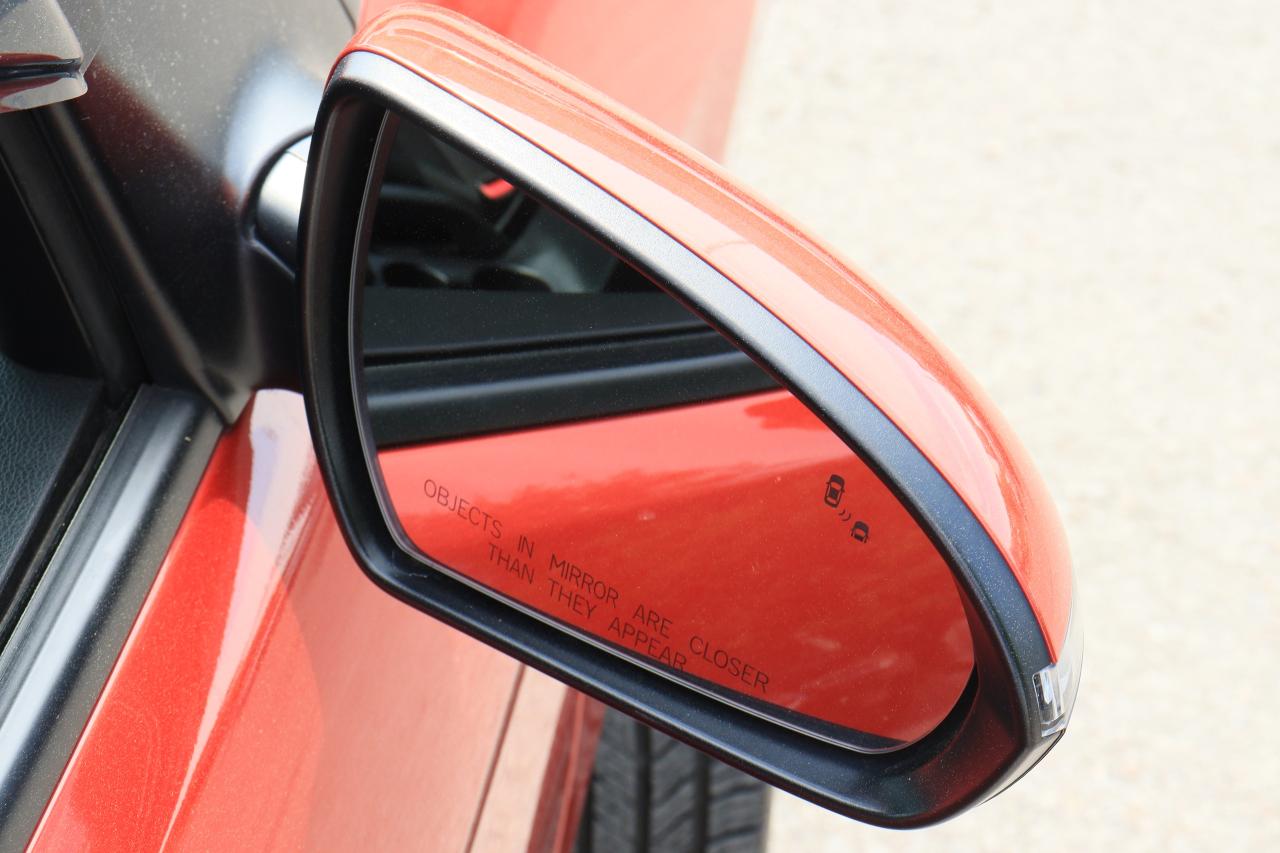 2020 Hyundai Elantra Preferred | Auto | CarPlay | Cam | BSM | Tinted Photo52