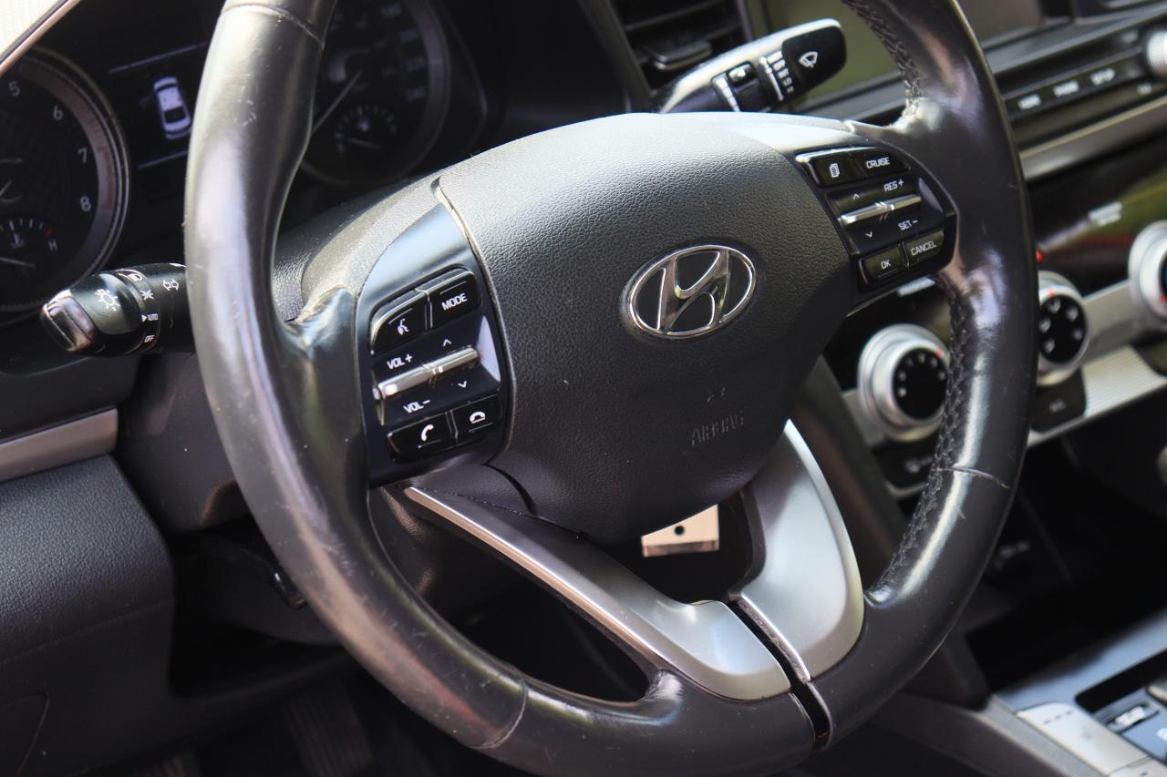 2020 Hyundai Elantra Preferred | Auto | CarPlay | Cam | BSM | Tinted Photo53