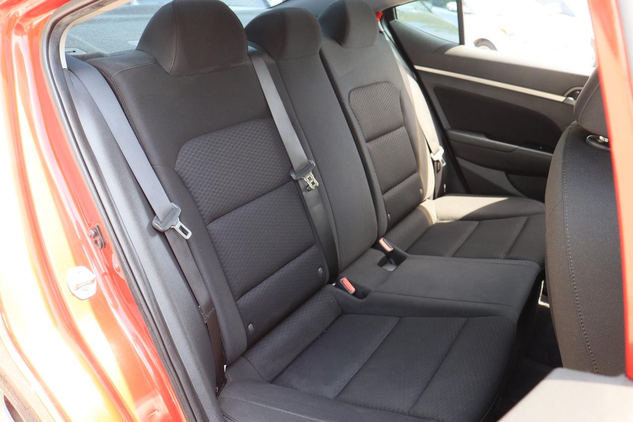 2020 Hyundai Elantra Preferred | Auto | CarPlay | Cam | BSM | Tinted Photo69