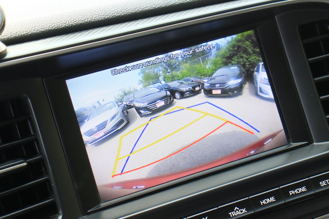 2020 Hyundai Elantra Preferred | Auto | CarPlay | Cam | BSM | Tinted Photo61