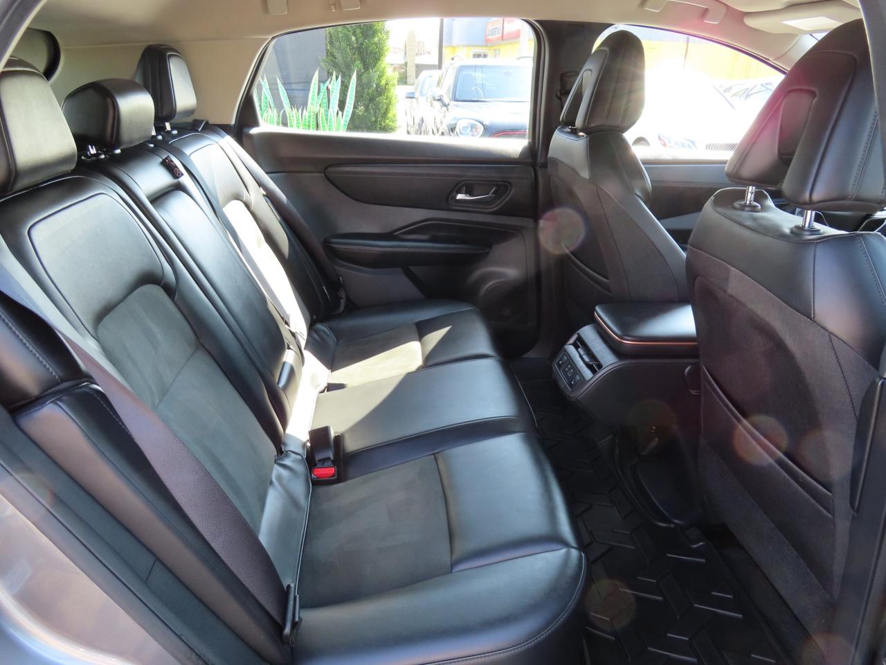 2023 Nissan Ariya ENGAGE - Navigation System - Wood Trim !!! Photo