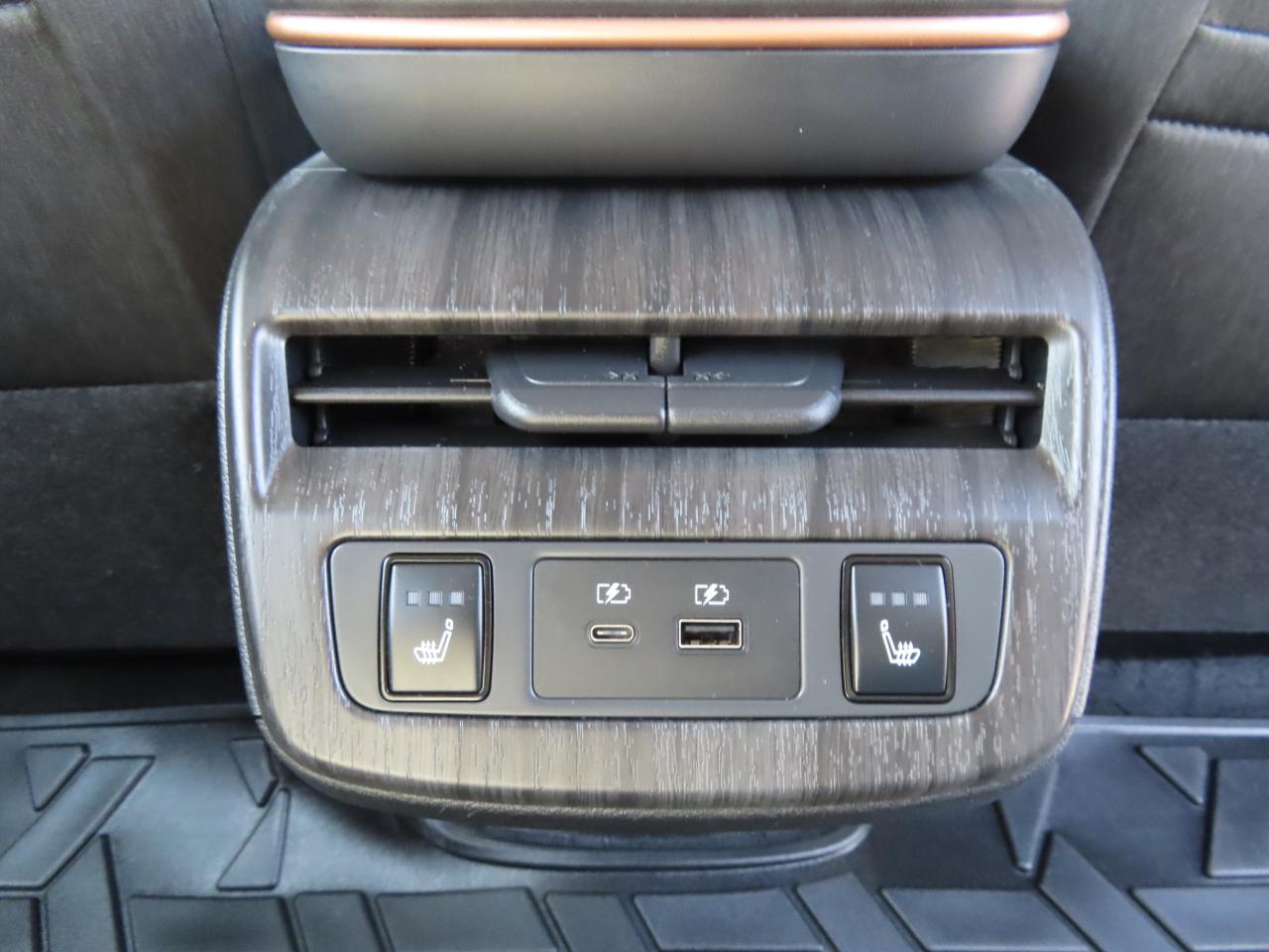 2023 Nissan Ariya ENGAGE - Navigation System - Wood Trim !!! Photo