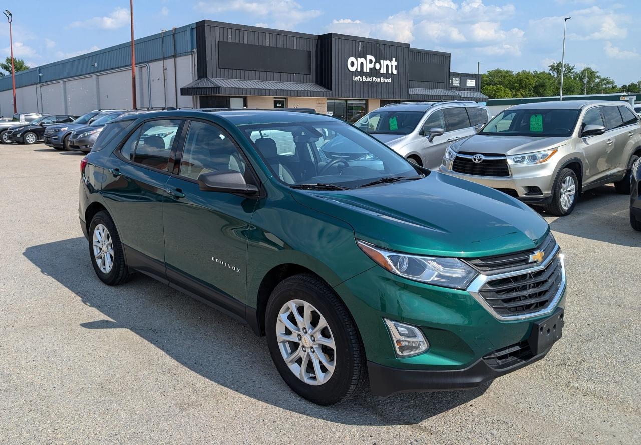 2018 Chevrolet Equinox LS | HEATED SEATS | CARPLAY | ONE OWNER - Photo #2