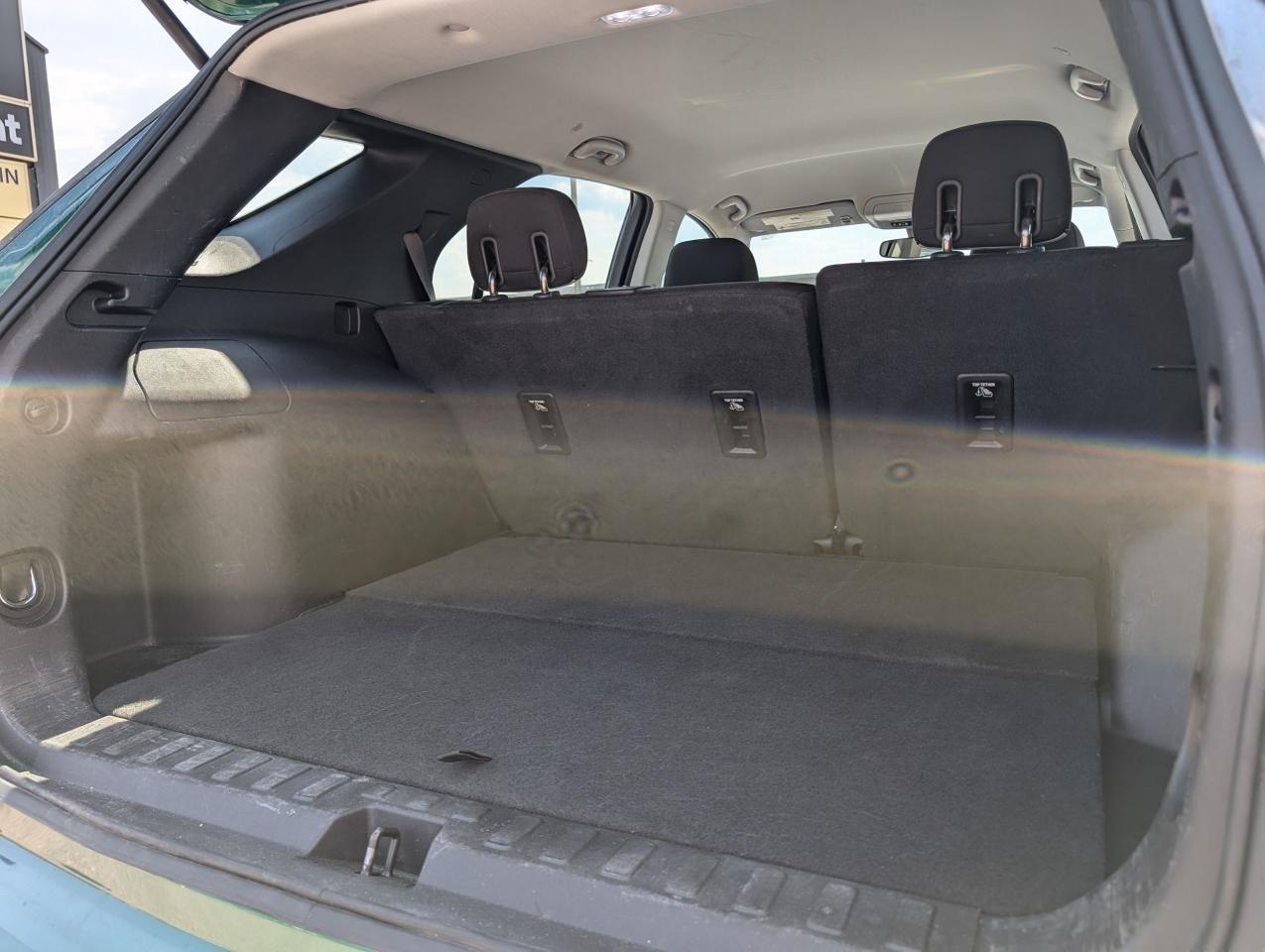 2018 Chevrolet Equinox LS | HEATED SEATS | CARPLAY | ONE OWNER - Photo #24
