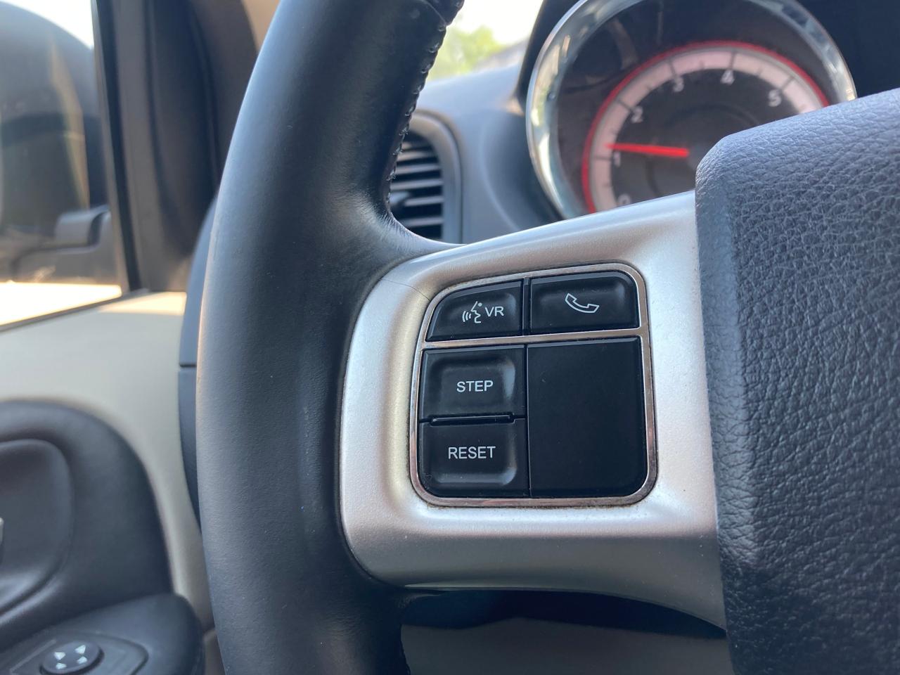 2015 Dodge Grand Caravan SXT - Photo #17
