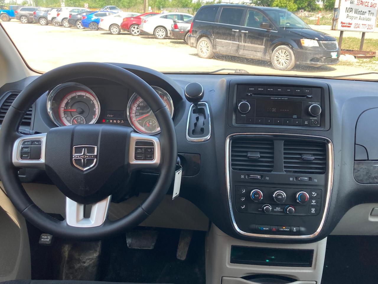 2015 Dodge Grand Caravan SXT - Photo #14