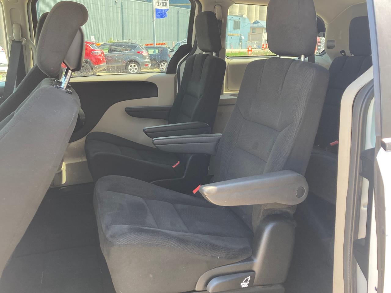 2015 Dodge Grand Caravan SXT - Photo #10