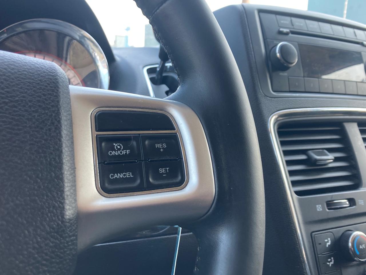 2015 Dodge Grand Caravan SXT - Photo #18