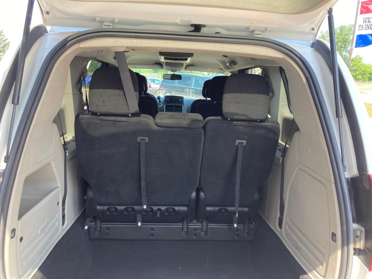 2015 Dodge Grand Caravan SXT - Photo #5