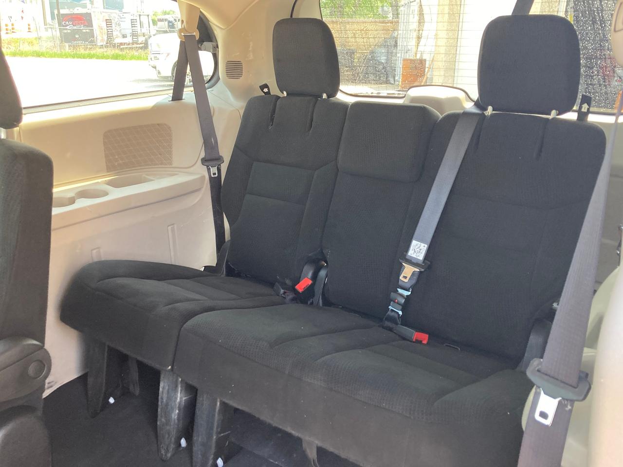 2015 Dodge Grand Caravan SXT - Photo #12