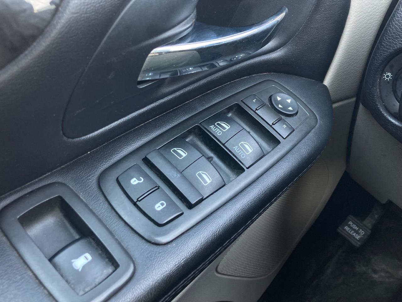 2015 Dodge Grand Caravan SXT - Photo #19