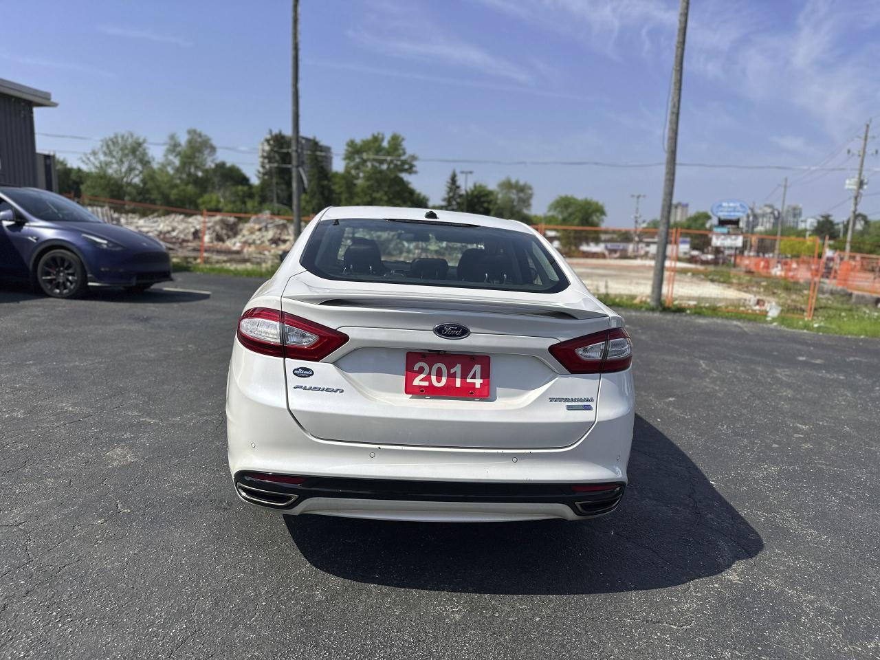 2014 Ford Fusion Titanium - Photo #4