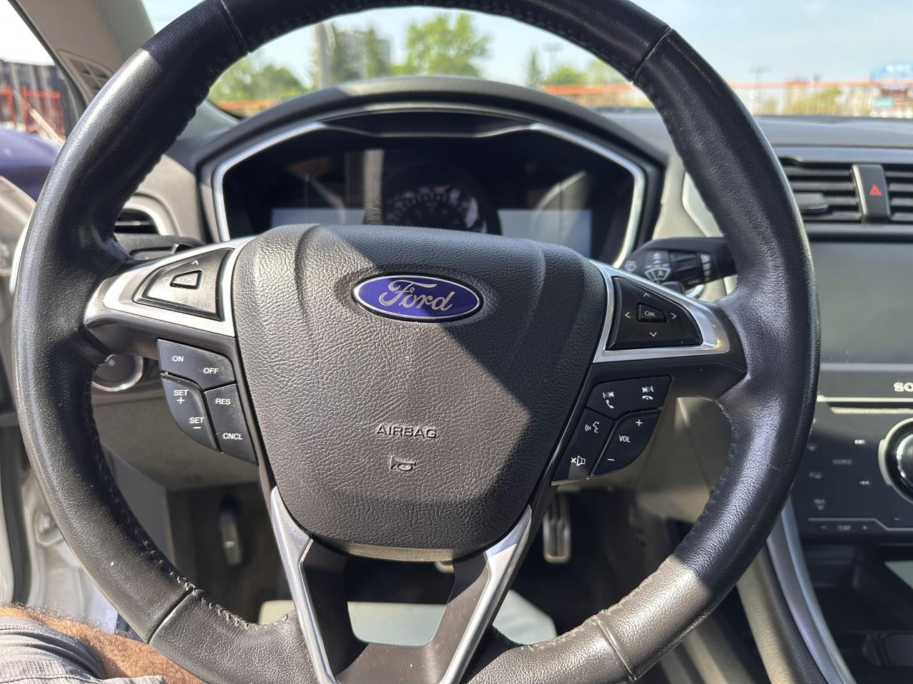 2014 Ford Fusion Titanium - Photo #10