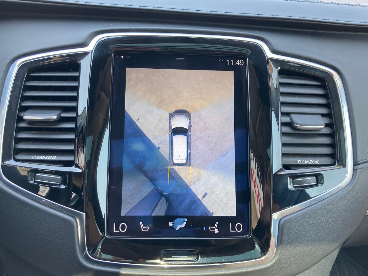 2016 Volvo XC90 T6 Inscription - Photo #22