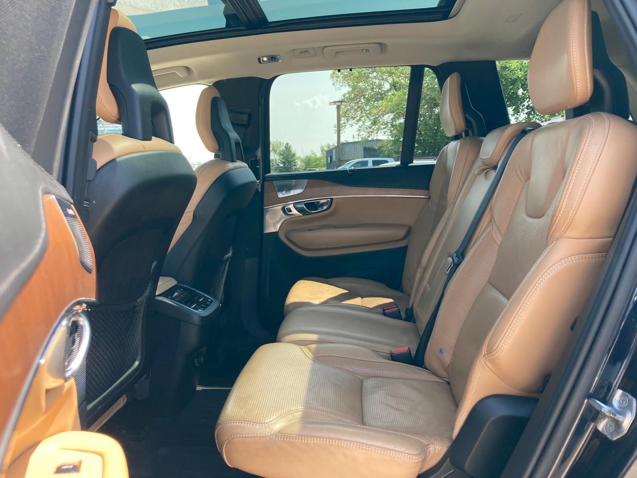 2016 Volvo XC90 T6 Inscription - Photo #13