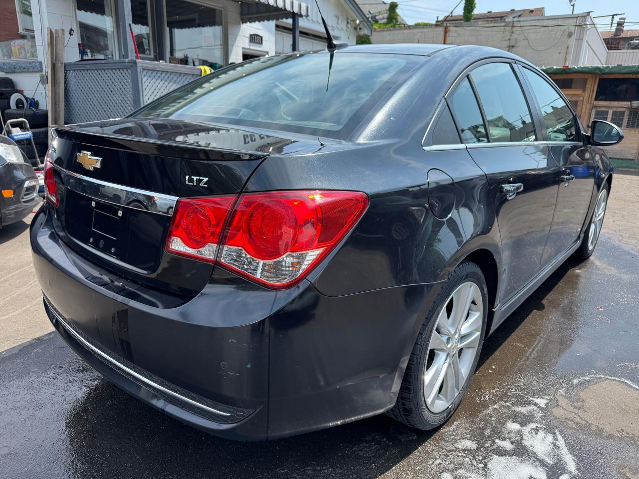 2011 Chevrolet Cruze LTZ Turbo w/1SA RS PKG - Photo #5