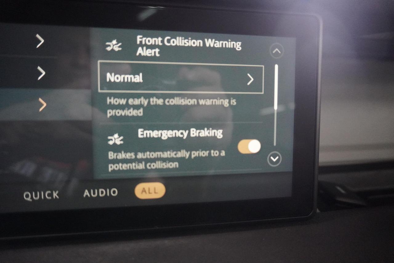 2020 Land Rover Defender First Edition Photo