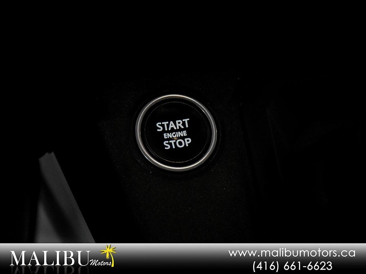 2020 Land Rover Defender First Edition Photo