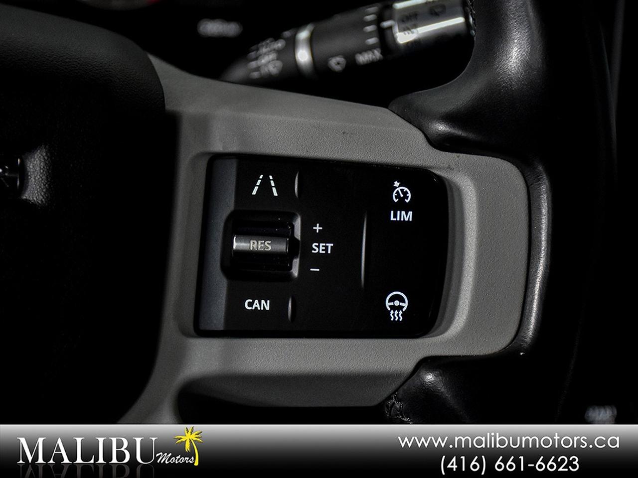 2020 Land Rover Defender First Edition Photo