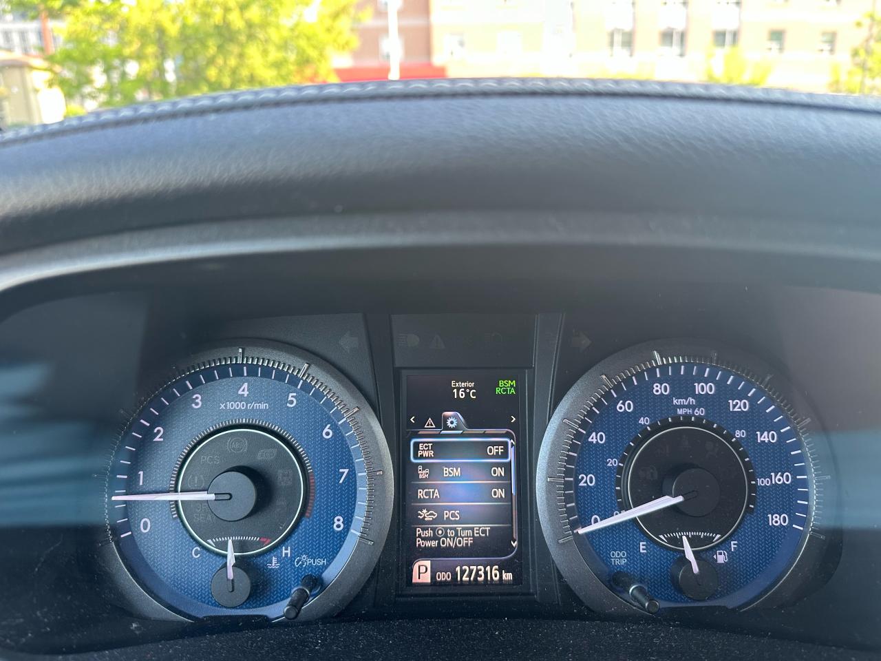 2018 Toyota Sienna Limited AWD - Photo #19