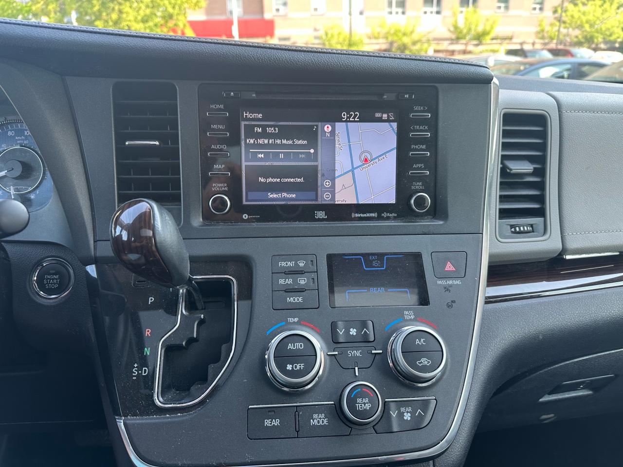 2018 Toyota Sienna Limited AWD - Photo #14