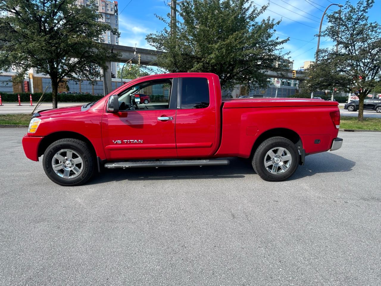 2007 Nissan Titan LE - Photo #2