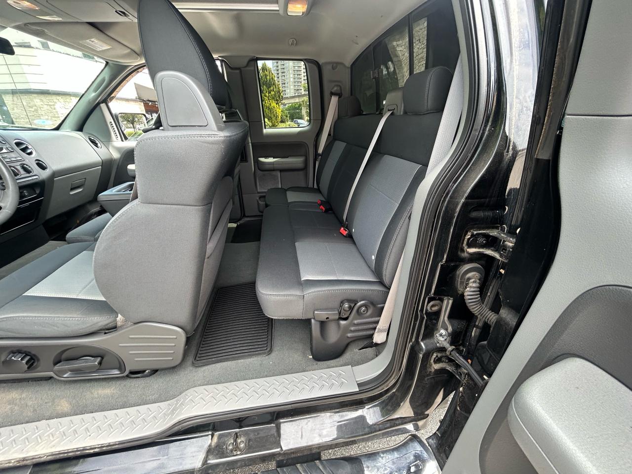 2007 Ford F-150 XLT - Photo #11
