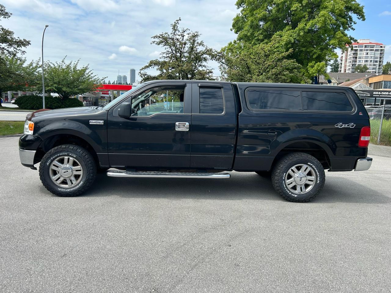 2007 Ford F-150 XLT - Photo #2