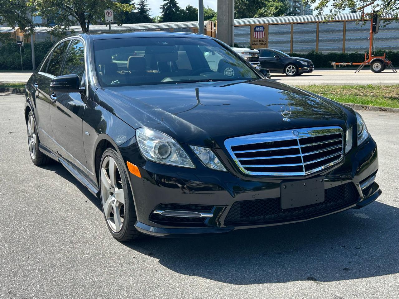 2012 Mercedes-Benz E-Class E 300 - Photo #4