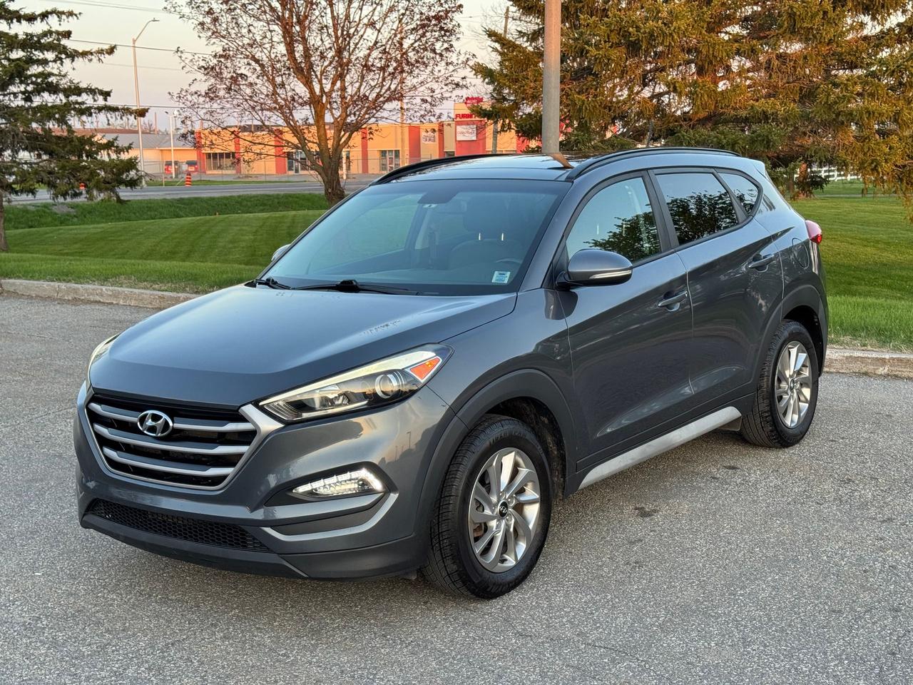2017 Hyundai Tucson Loaded / No Accidents / Certified - Photo #1