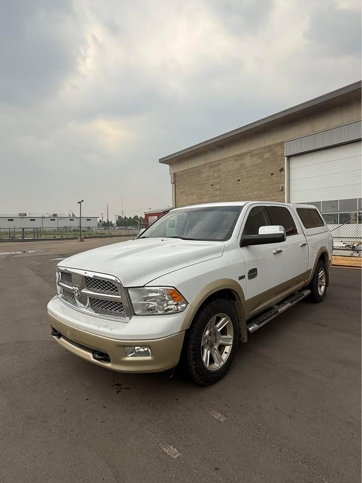 2012 RAM 1500 LARAMIE LONGHORN - Photo #3
