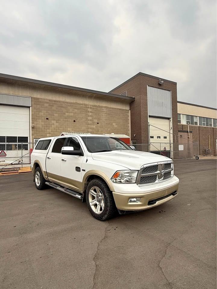 2012 RAM 1500 LARAMIE LONGHORN - Photo #2