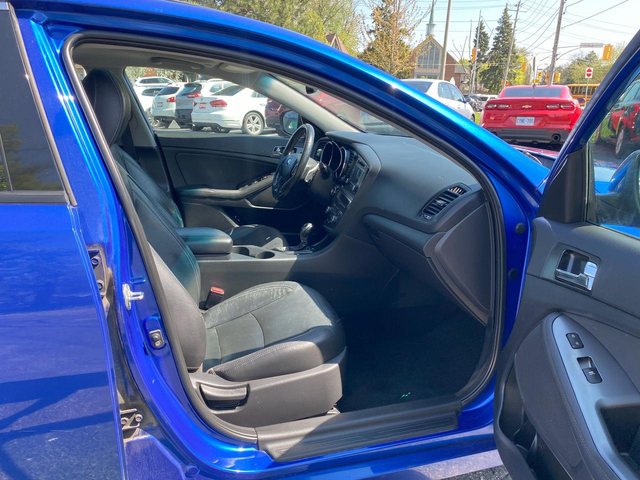 2013 Kia Optima EX Turbo/Gas Saver/Automatic/Leather/Roof - Photo #9