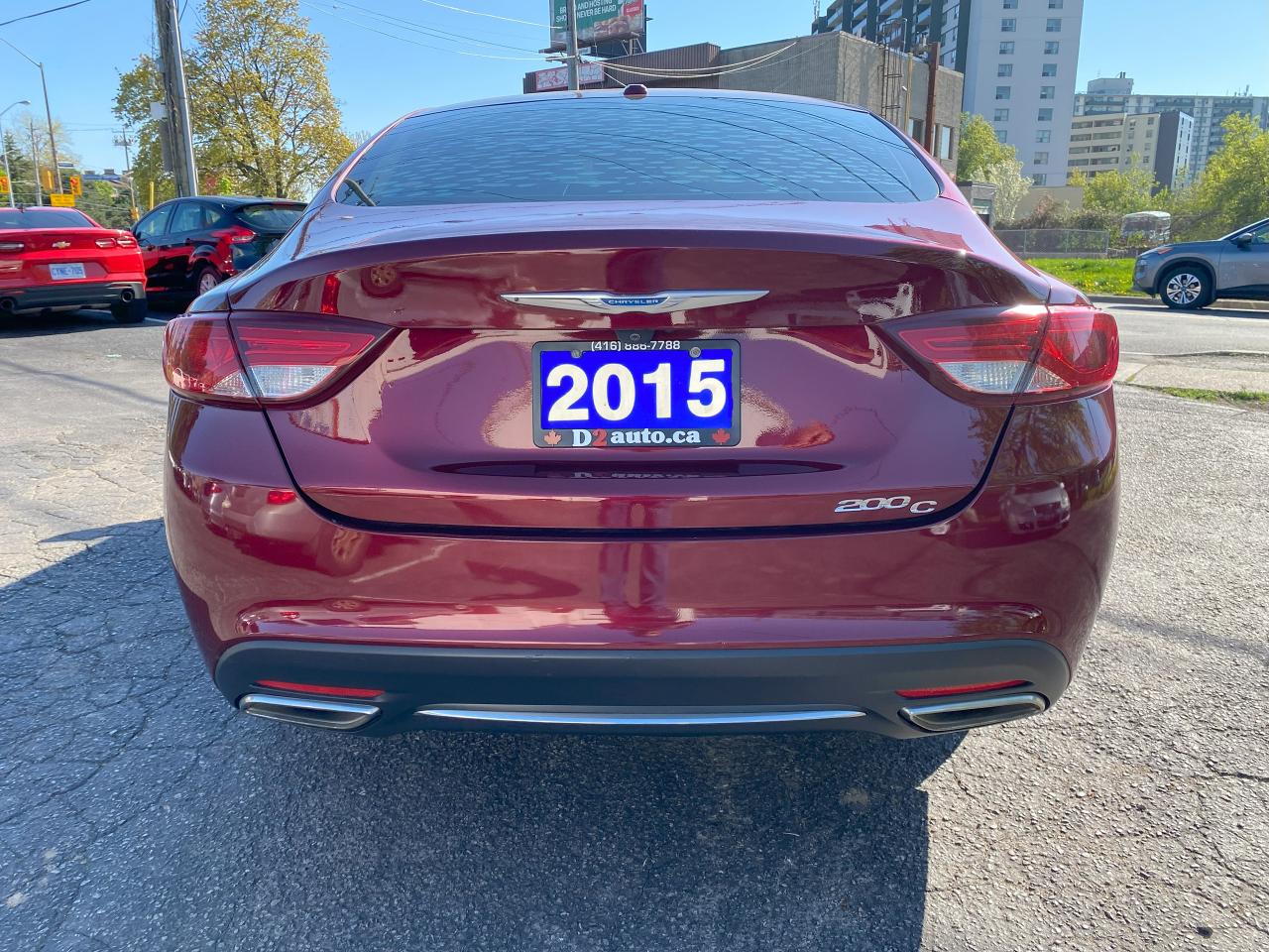 2015 Chrysler 200 Automatic/Leather/Remote Start/Backup Camera - Photo #7