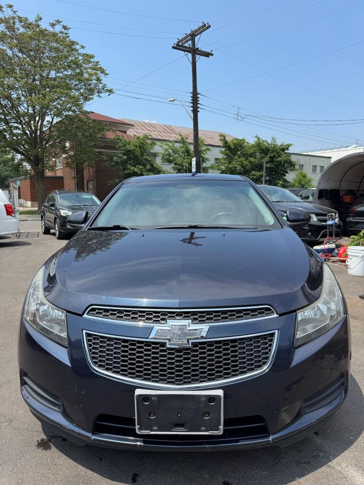 2014 Chevrolet Cruze 2LT - Photo #2
