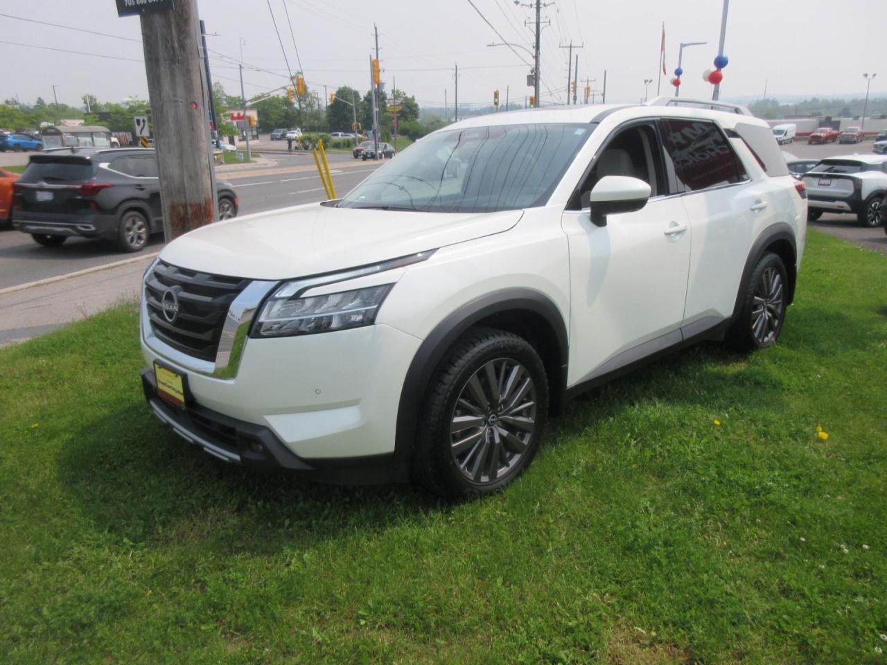 Used 2023 Nissan Pathfinder SL for sale in Peterborough, ON